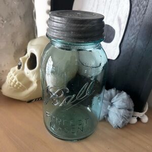 Vintage Aqua Blue Ball Perfect Mason Jar with Gray Lid